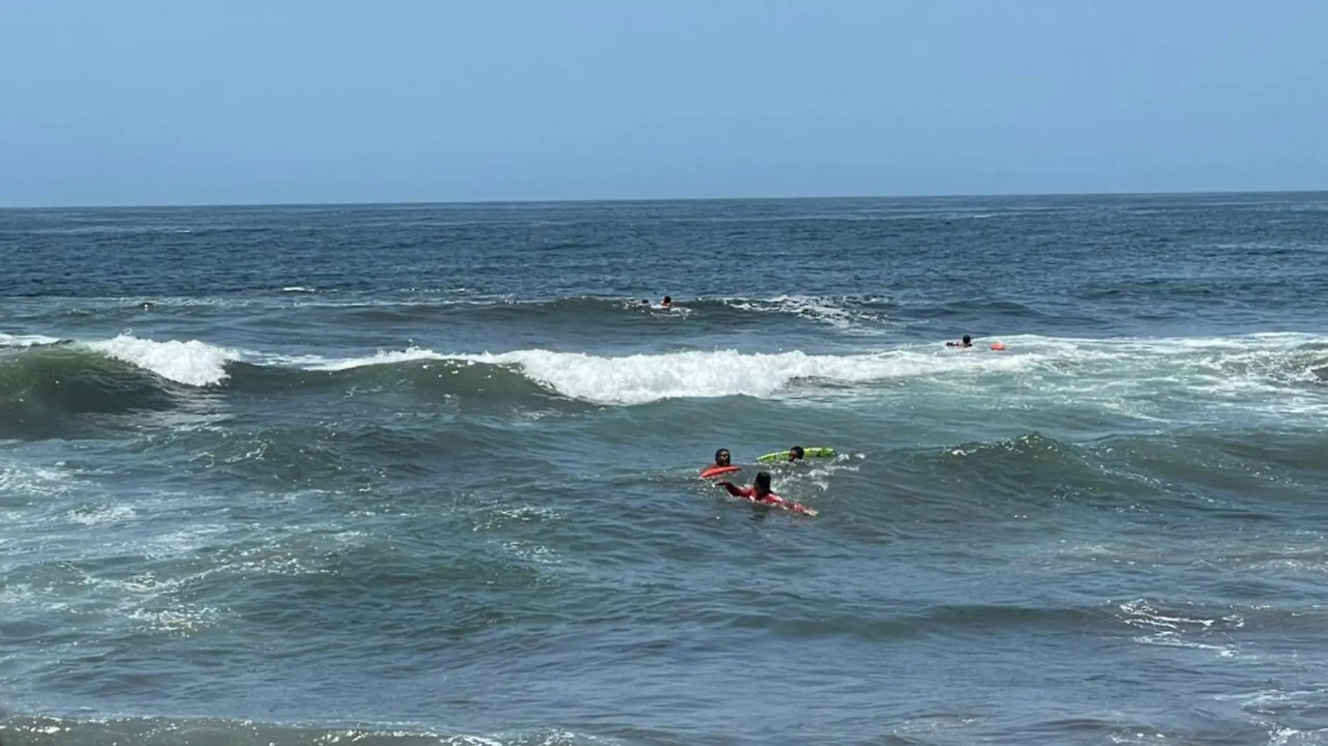 Temperaturas altas en playas de Colima